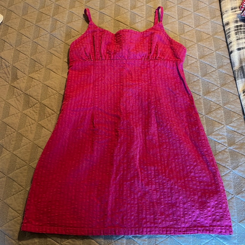 pink dress